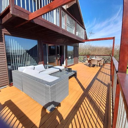 3 Bed Lodge With Ev Point Труро Екстер'єр фото