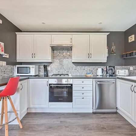 3 Bed Lodge With Ev Point Труро Екстер'єр фото